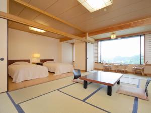 Yamamura Bekkan - Nearby Attractions