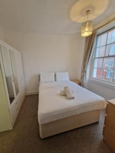 Baker Street Apartments - Nearby Cities