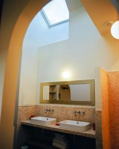 Habitual Hotel - About Staying Here