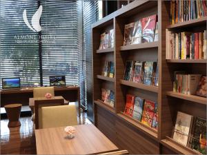 Almont Hotel Naha Kenchomae - Modern Accommodations