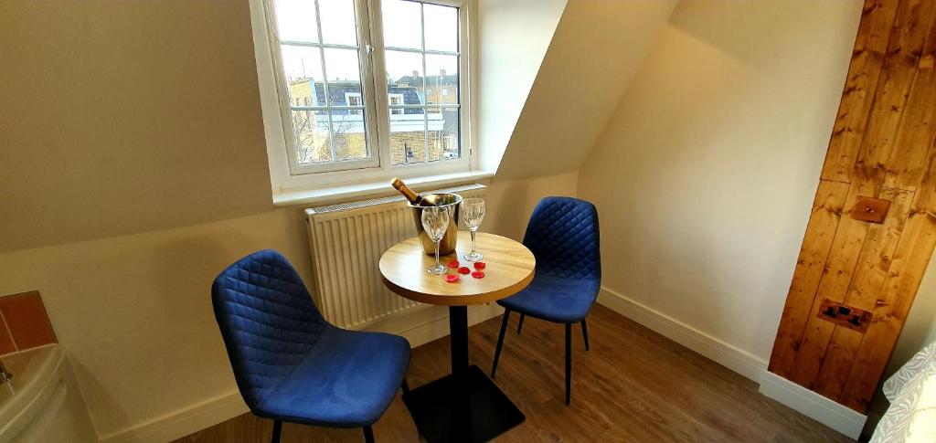 Angel Townhouse - Property Overview