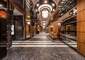 APA Hotel & Resort Hakata Ekihigashi - Location and Accessibility