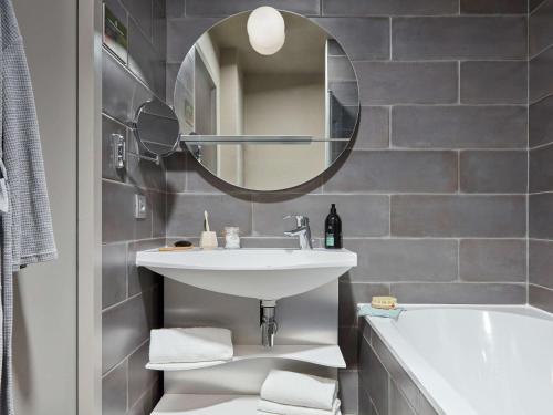 Aparthotel Adagio Paris Suresnes Longchamp - Points About Your Stay