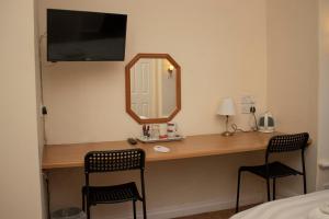 Ascot Grange Hotel - Voujon Resturant - Good To Know