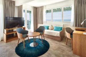 Atlanthal - Points About Your Stay