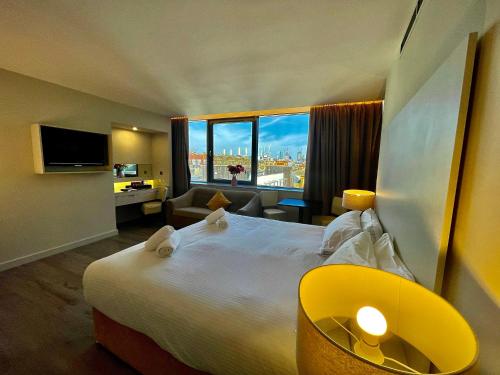 Axiom Park Hotel - Good To Know