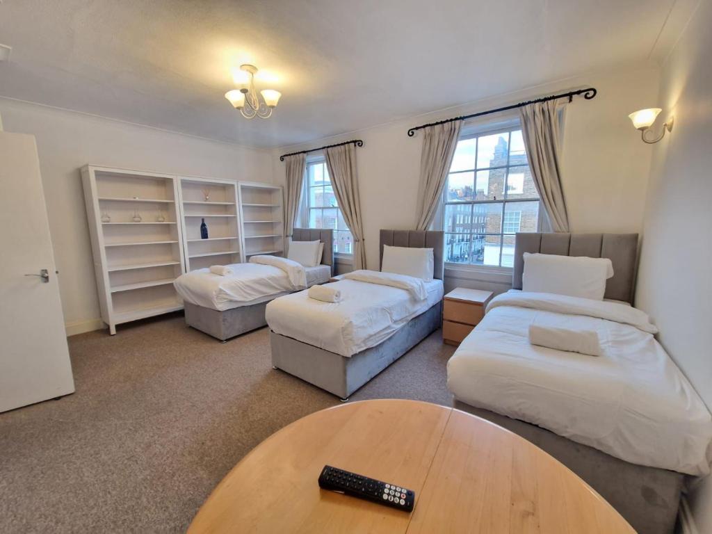 Baker Street Apartments - Good To Know