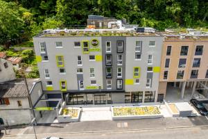 B&B HOTEL Le Port Marly Saint Germain En Laye - Hotel Overview and Location