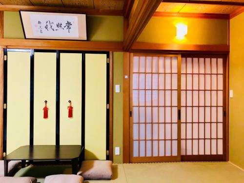 B&B Neagari - Good To Know