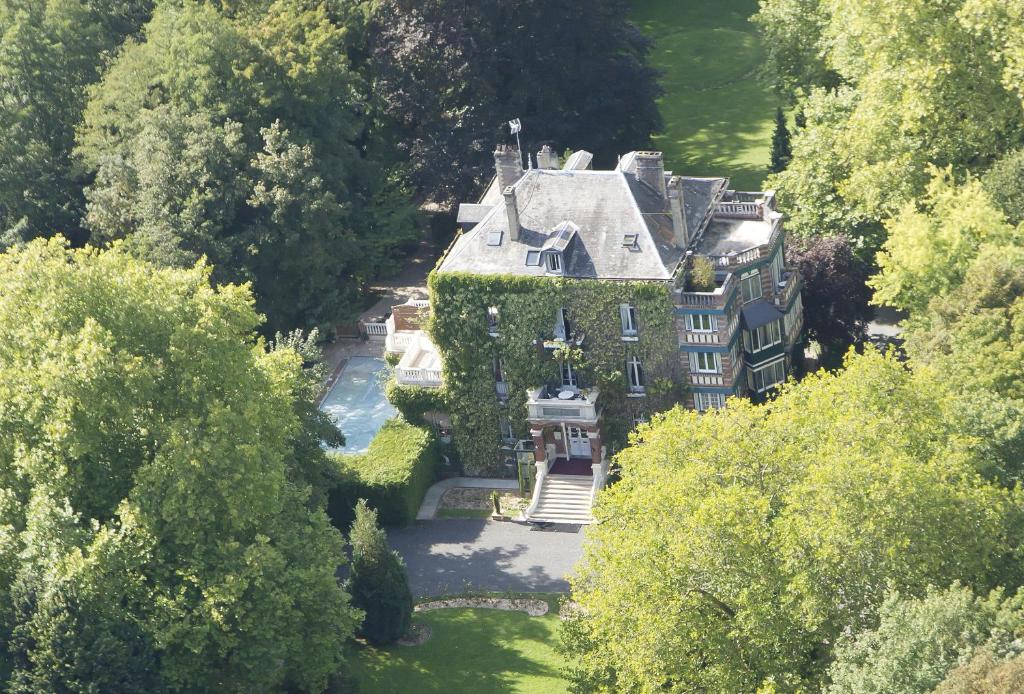 Belle Isle Sur Risle - Castle Hotel & Spa - Points About Your Stay
