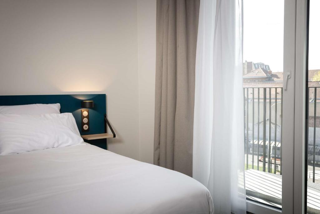 Best Western 11BAUER Paris Saint-Ouen - Points About Your Stay