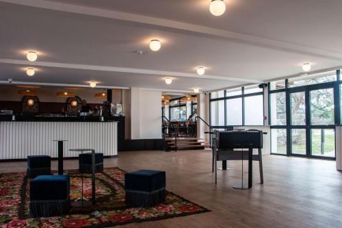 Best Western Porte Du Forez - Points About Your Stay