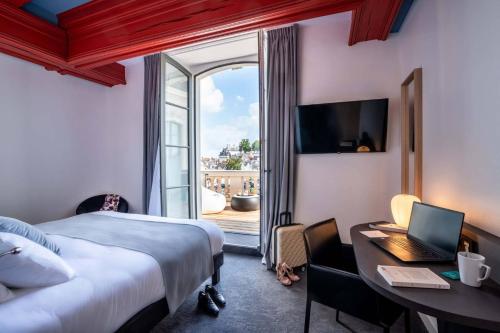 Best Western Premier Hotel De La Cite Royale - Points About Your Stay