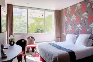 Best Western Premier Le Patio Des Artistes Wellness Jacuzzi - Points About Your Stay