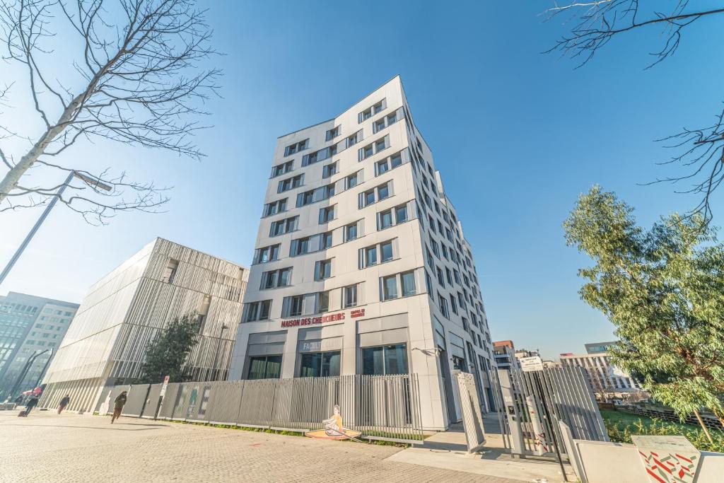 Break and Home Campus Condorcet Maison Des Chercheurs - Points About Your Stay