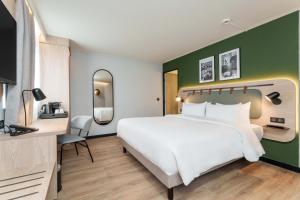 Campanile Prime Paris 19 - La Villette - Points About Your Stay