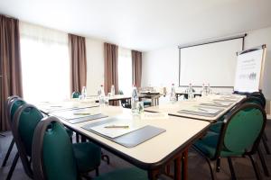 Campanile Taverny - Points About Your Stay