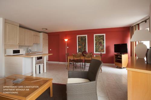 Cannes Croisette Prestige Aparthotel - Points About Your Stay