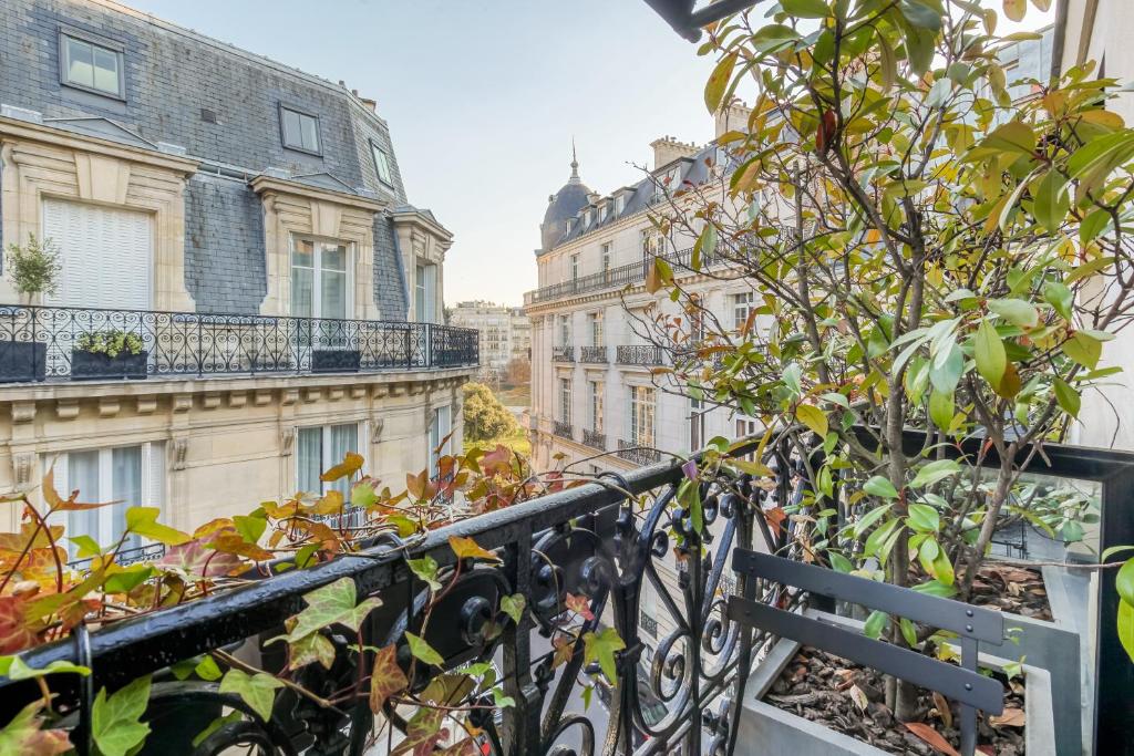 Chalgrin Boutique Hotel - Points About Your Stay