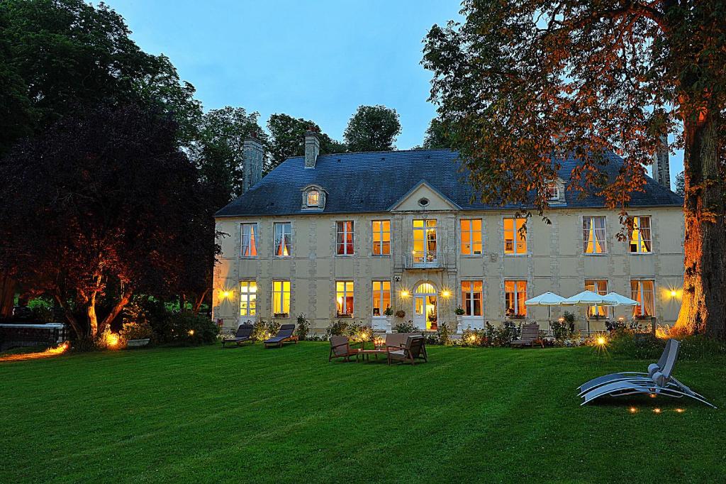 Château De Bellefontaine - Territory - Hotel Overview