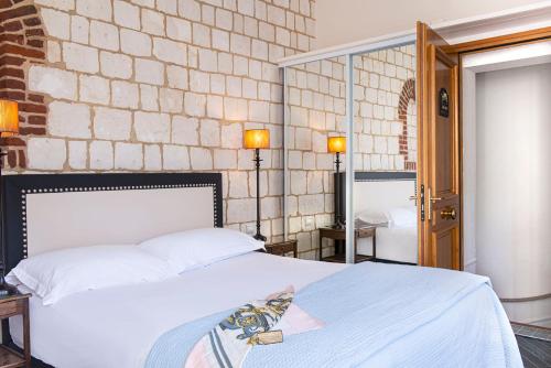 Château De Montreuil - Points About Your Stay