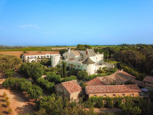 Château Hermitage De Combas - Points About Your Stay