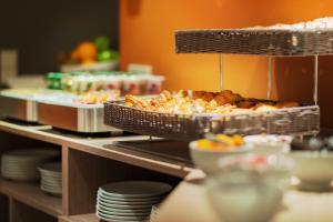 Chateaudun Opera - Hotel Location and Accessibility