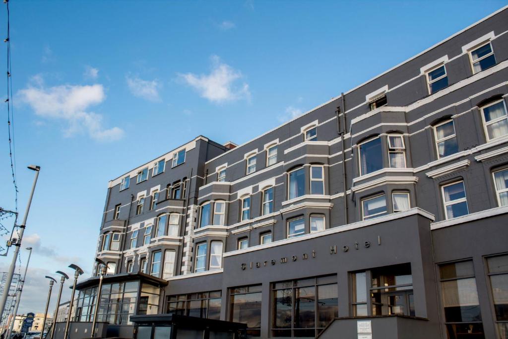 Claremont Hotel – All Inclusive! Review