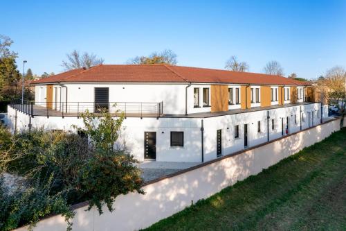 Coraline Appart Hotel - Genas Lyon Eurexpo - Points About Your Stay