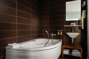 Courcelles Etoile - Points About Your Stay