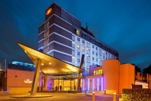 Crowne Plaza London - Gatwick Airport, an IHG Hotel - Good To Know