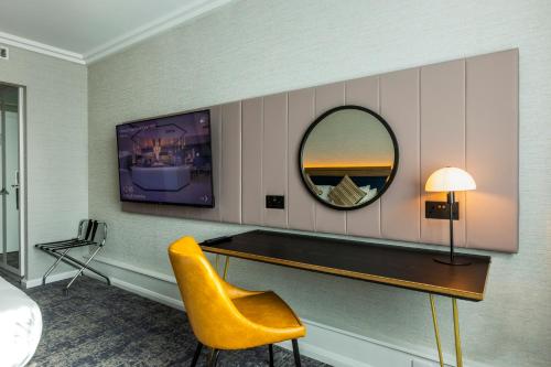 Crowne Plaza Manchester Airport, an IHG Hotel - Good To Know