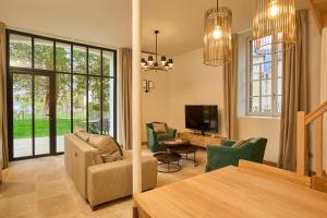 Domain of the Commandery of Ballan - Points About Your Stay