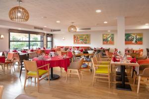 Domitys The Sources Of Gascony - Points About Your Stay