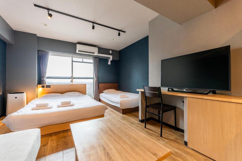 E-Stay Namba Review