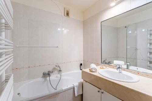 Faubourg Saint-Honore 1 Bedroom - Points About Your Stay