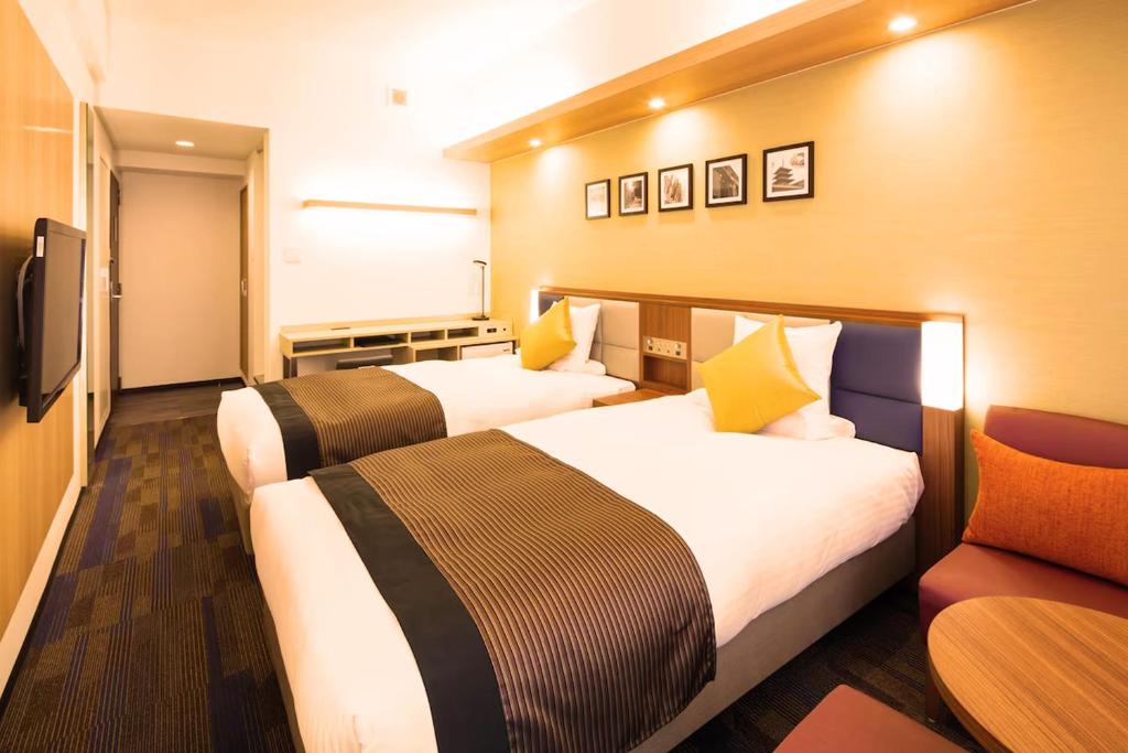 Floral Hotel East Shinsaibashi - Accommodation and Amenities