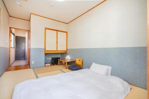 Fujimi Inn - Location and Accessibility