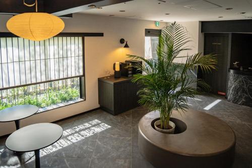 Gata-gun Hotel Dongben Shrine 19 - Good To Know