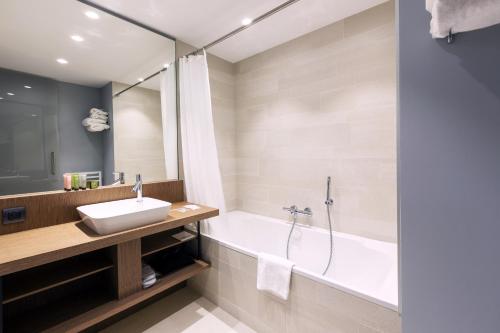 Golden Tulip Saint Malo – Le Grand Bé - Points About Your Stay