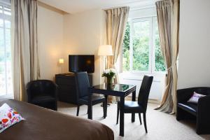 Golf Hotel - Points About Your Stay