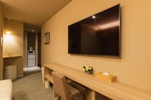 GRAND BASE Fukuoka Tenjin Review