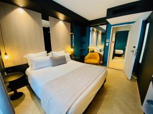 Grand Hotel Clichy Paris - Points About Your Stay