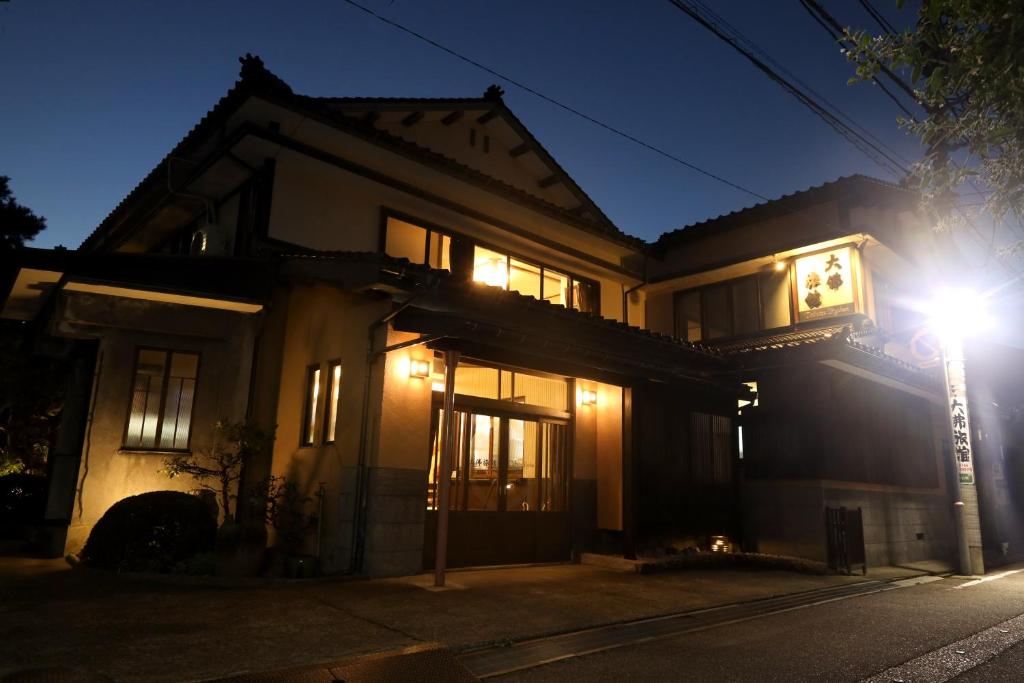 Great Buddha Inn Review