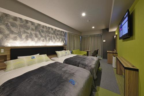Green Rich Hotel Okinawa Nago (Artificial Hot Spring Futamata Yunohana) - Convenient Location