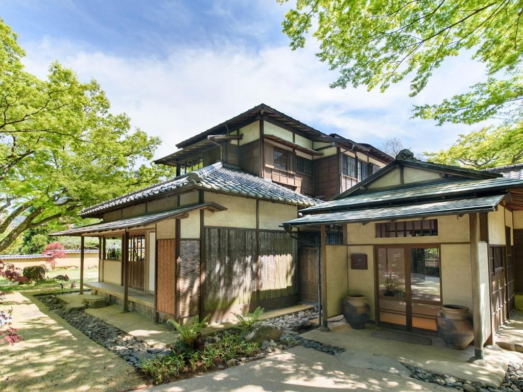 Hakone Suishoen Review