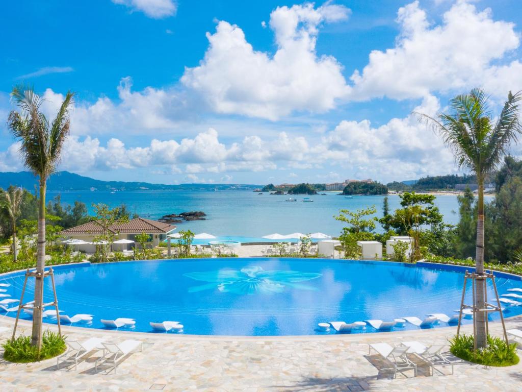 Halekulani Okinawa Review
