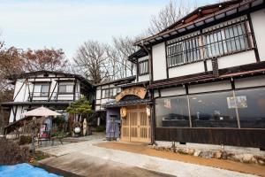 Hidatakayama Futarishizuka Hakuun - Guest Ratings