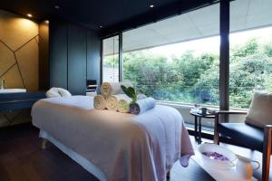 Hilltop Resort Fukuoka - Good To Know