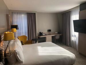 Hilton Garden Inn Paris Massy - Points About Your Stay